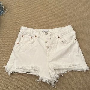 Zara High Wasted Size 4 White Jean Shorts